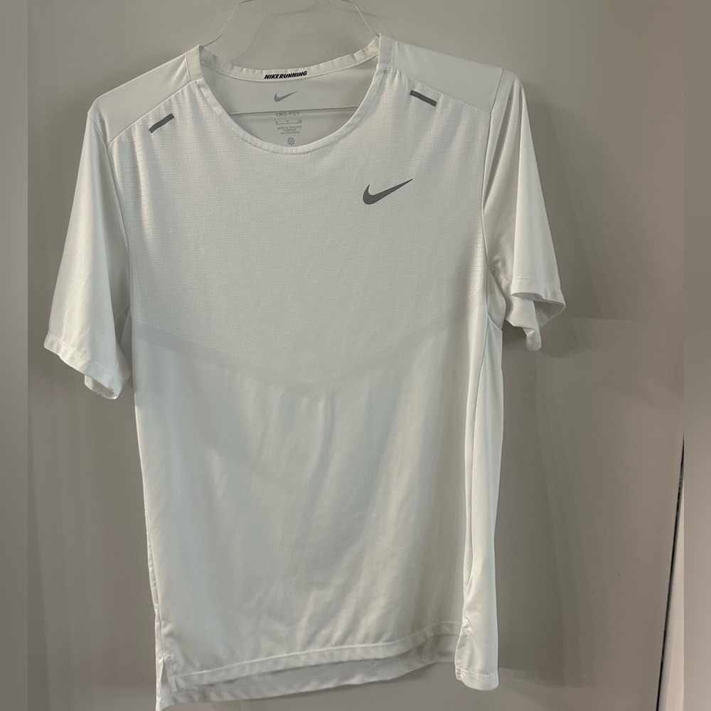 Men’s Small Nike Running Dri-Fit Shirt in White